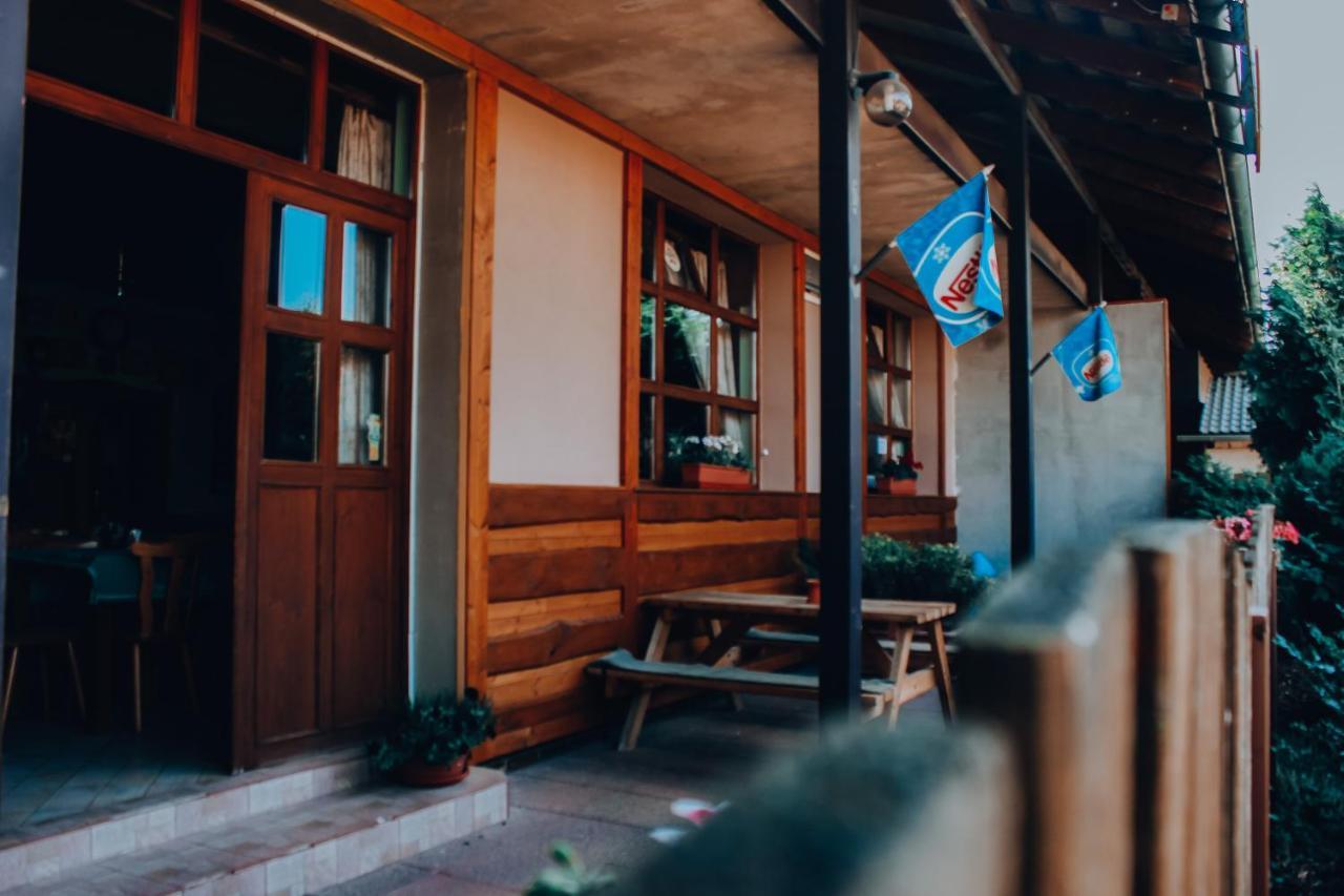 Penzion Na Vosverku Čelákovice Exterior foto